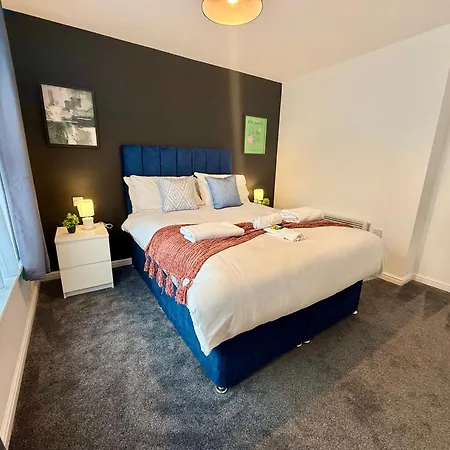 Nova1 Stylish Cosy 1br By Altoluxo Short Lets Serviced With Free Wifi & Parking Bristol