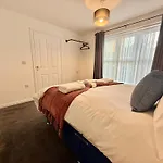 Nova1 Stylish Cosy 1br By Altoluxo Short Lets Serviced With Free Wifi & Parking Lägenhet *