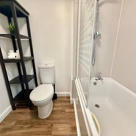 Nova1 Stylish Cosy 1br By Altoluxo Short Lets Serviced With Free Wifi & Parking Apartmán *