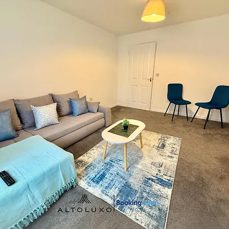 Nova1 Stylish Cosy 1br By Altoluxo Short Lets Serviced With Free Wifi & Parking *