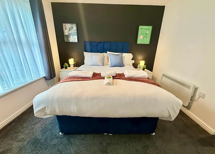 Nova1 Stylish Cosy 1br By Altoluxo Short Lets Serviced With Free Wifi & Parking דירה