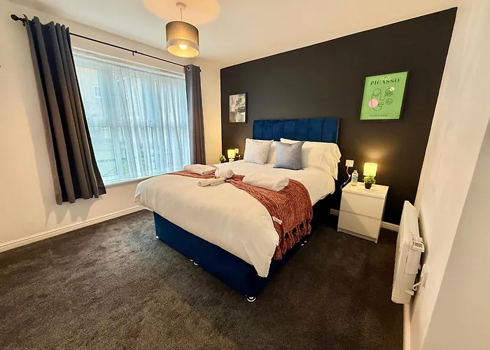 Nova1 Stylish Cosy 1br By Altoluxo Short Lets Serviced With Free Wifi & Parking *