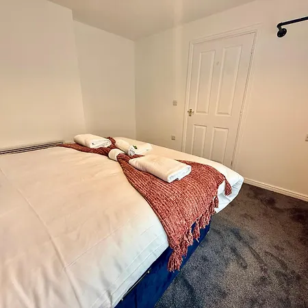 Nova1 Stylish Cosy 1br By Altoluxo Short Lets Serviced With Free Wifi & Parking * בריסטול