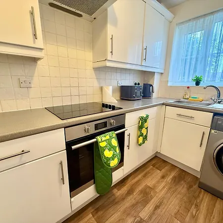 Nova1 Stylish Cosy 1br By Altoluxo Short Lets Serviced With Free Wifi & Parking Daire *